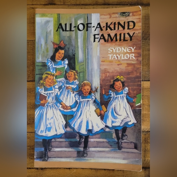 💵3/$20 8x Children's Books Best for 9-12 year olds - Picture 14 of 16